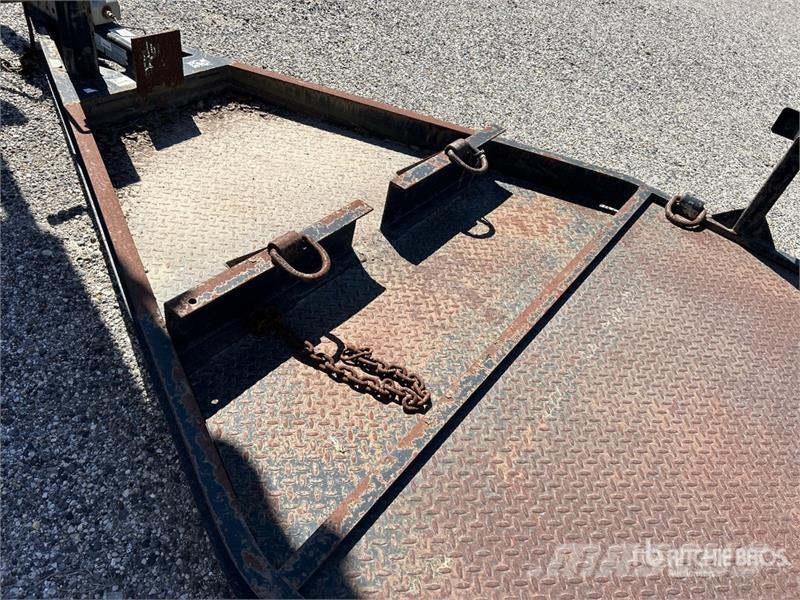 MMDI ME510RCMPH 10 ft T/A Equipment Trailer Rimorchio per il trasporto di veicoli