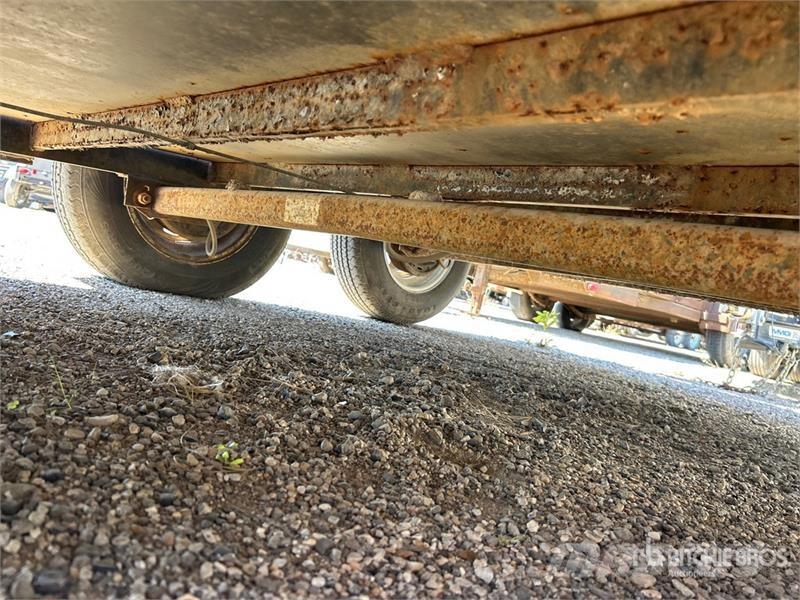MMDI ME510RCMPH 10 ft T/A Equipment Trailer Rimorchio per il trasporto di veicoli