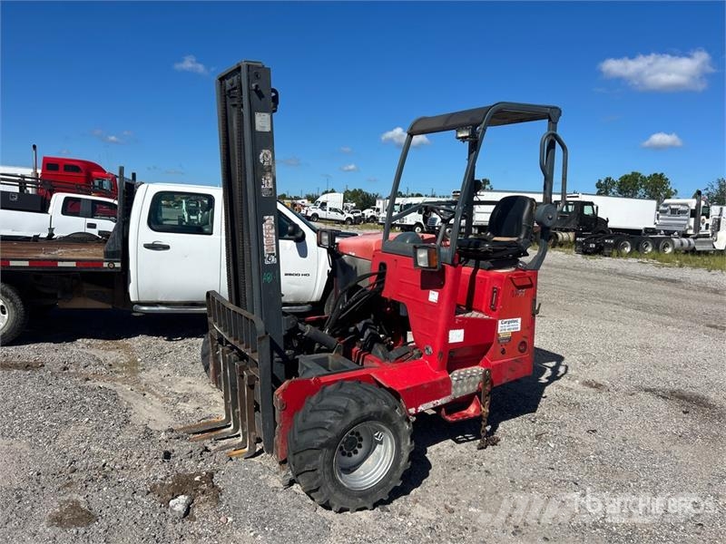 Moffet M55 5500 lb 3x3 Truck Mounted Forklift Medbringertruck
