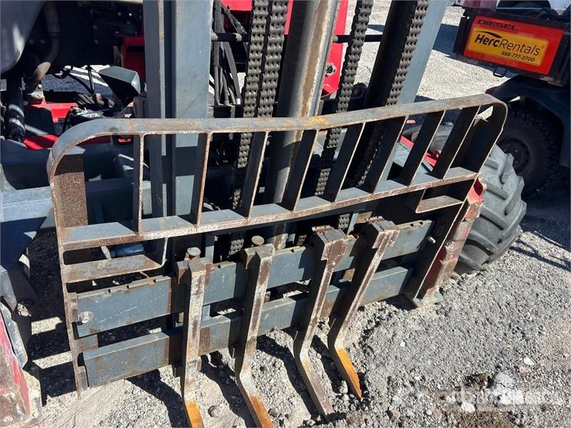 Moffet M55 5500 lb 3x3 Truck Mounted Forklift Medbringertruck