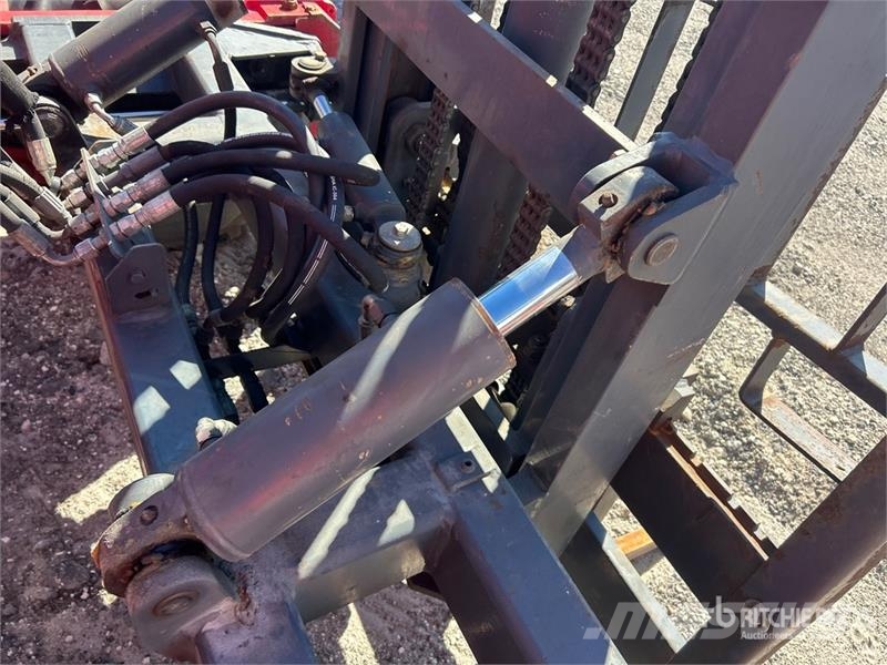 Moffet M55 5500 lb 3x3 Truck Mounted Forklift Medbringertruck