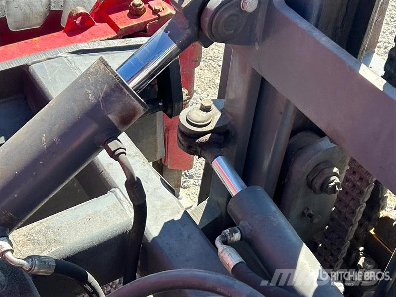 Moffet M55 5500 lb 3x3 Truck Mounted Forklift Medbringertruck