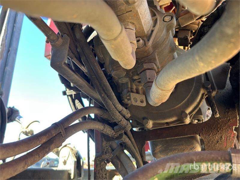 Moffett M5000 Empilhadores de montagem em camião