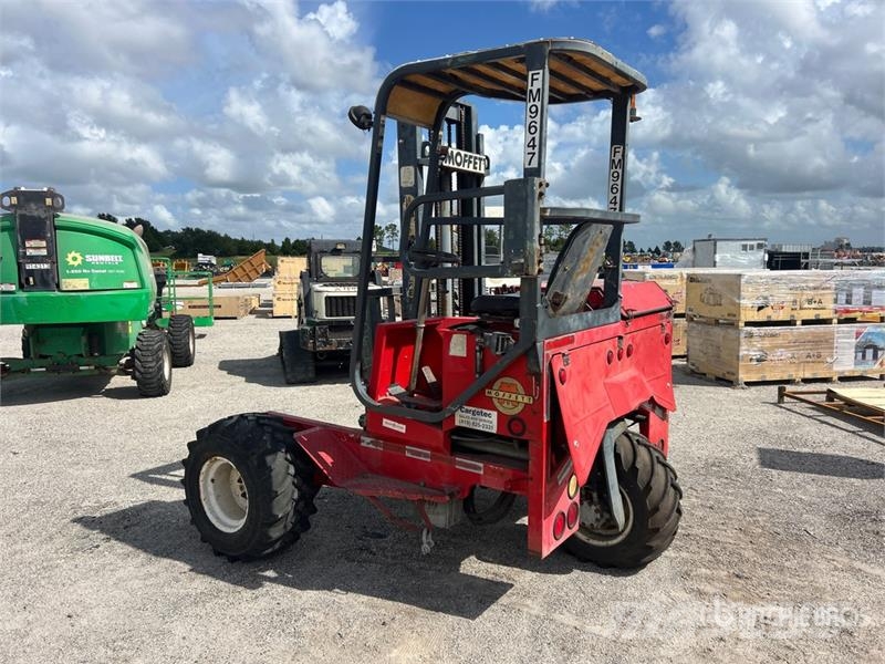 Moffett M5000 Teherautóra szerelt targonca