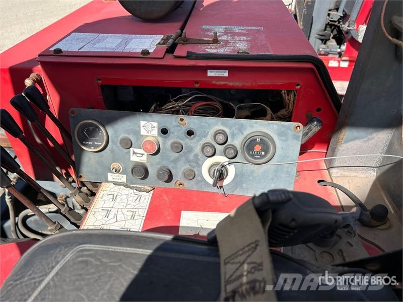 Moffett M5000 Empilhadores de montagem em camião