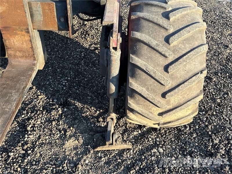 Moffett M5000 Empilhadores de montagem em camião