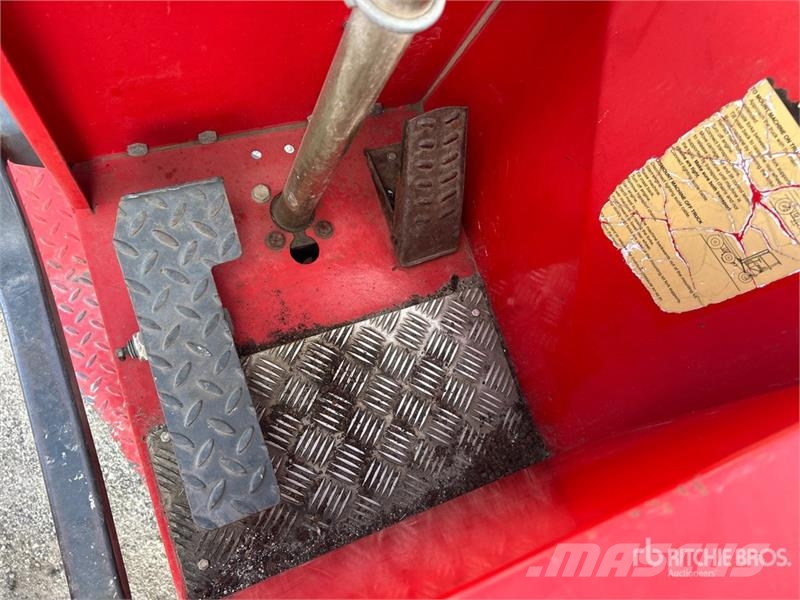 Moffett M5000 Teherautóra szerelt targonca