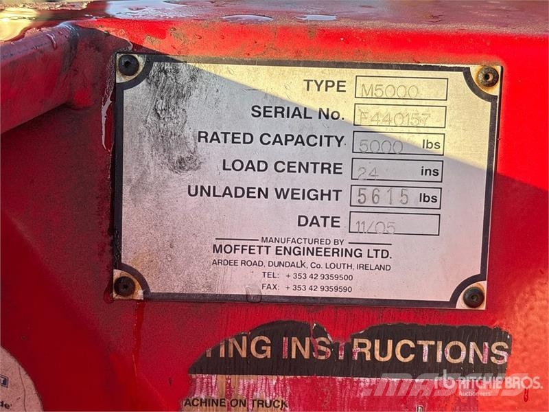 Moffett M5000 Empilhadores de montagem em camião