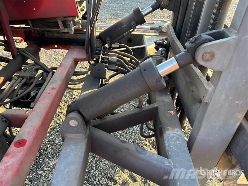 Moffett M5000 Empilhadores de montagem em camião