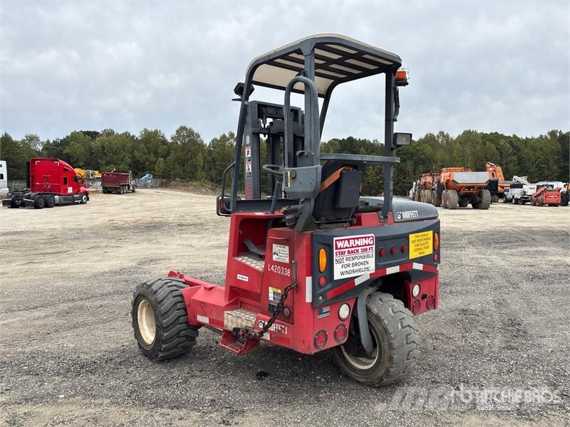 Moffett M55 Mobilni viljuškari