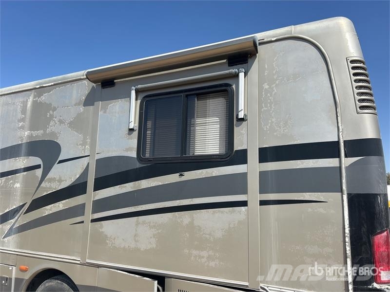  Monaco Motor Home Bobil og campingvogn