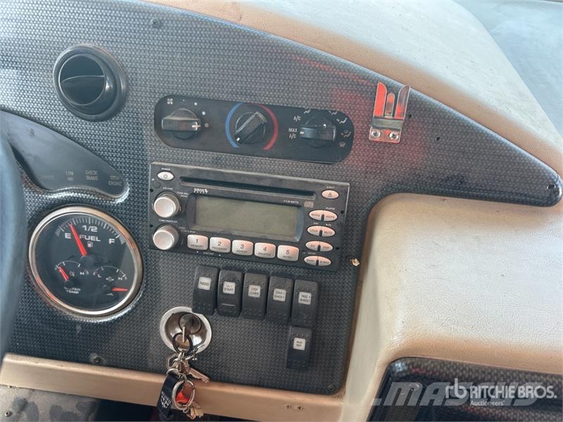  Monaco Motor Home Bobil og campingvogn