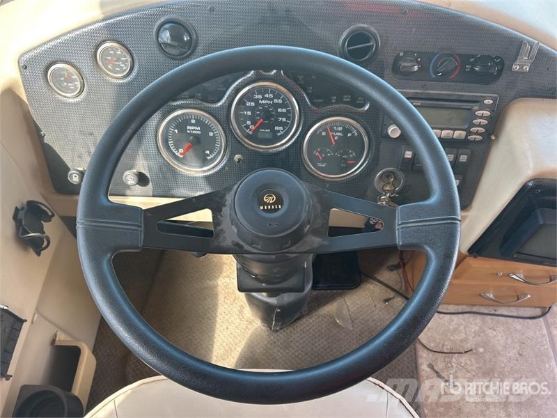  Monaco Motor Home Bobil og campingvogn