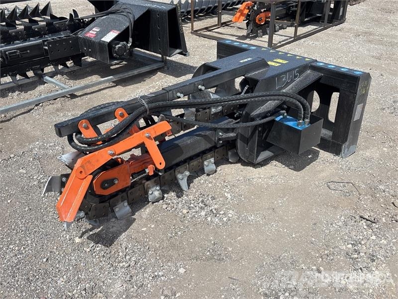 Mower King ECSSCT72 60 in Skid Steer Trencher (Unu Excavadoras de zanjas