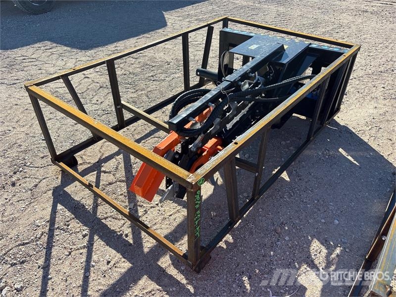  Mower King ECSSCT72 60 in Skid Steer Trencher (Unu Koparki łańcuchowe