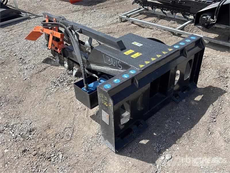 Mower King ECSSCT72 60 in Skid Steer Trencher (Unu Excavadoras de zanjas