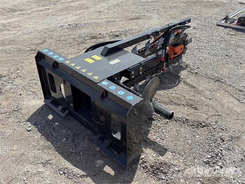Mower King ECSSCT72 60 in Skid Steer Trencher (Unu Excavadoras de zanjas