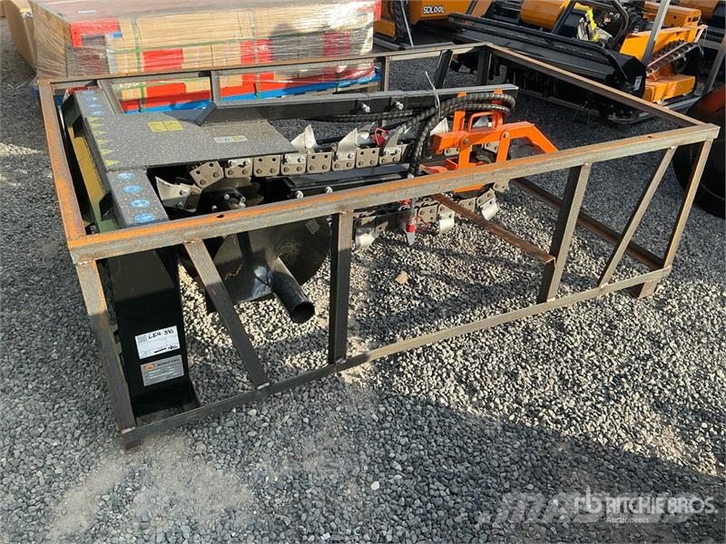 Mower King ECSSCT72 60 in Skid Steer Trencher (Unu Koparki łańcuchowe