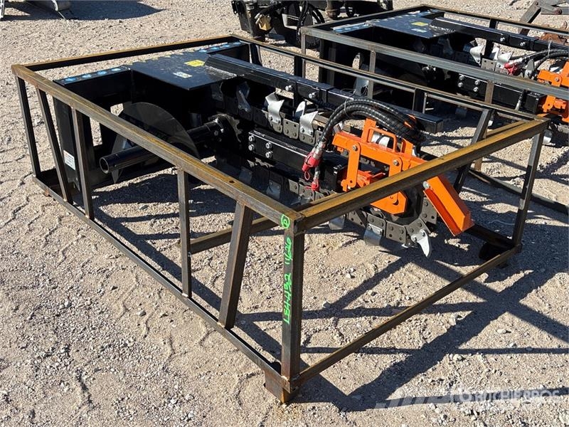  Mower King ECSSCT72 60 in Skid Steer Trencher (Unu Koparki łańcuchowe