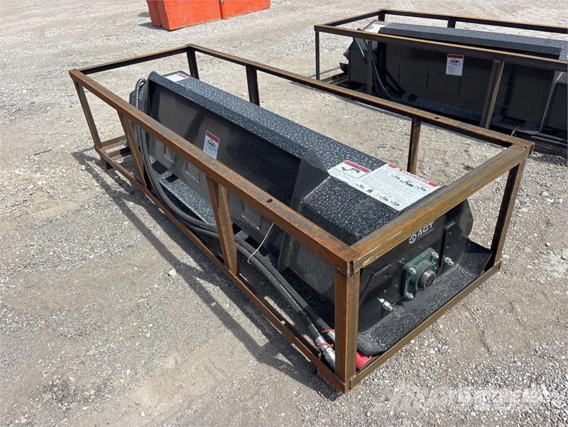 Mower King ECSSTR072 72 in Skid Steer Tiller (Unus Rotorkopeggen / rototillers