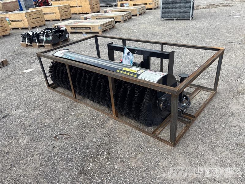 Mower King SSAB72 72 in Skid Steer Broom (Unused) 브러쉬