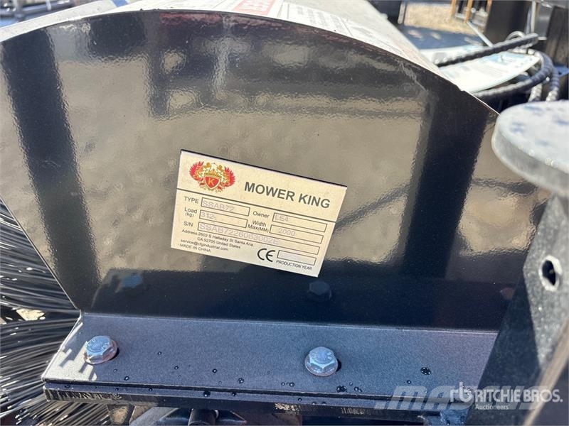  Mower King SSAB72 72 in Skid Steer Broom (Unused) Kefék