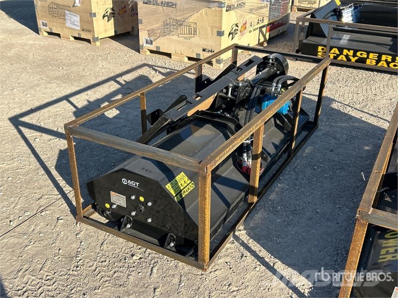 Mower King SSEFGC175 77 in Skid Steer Flail (Unus Segadoras