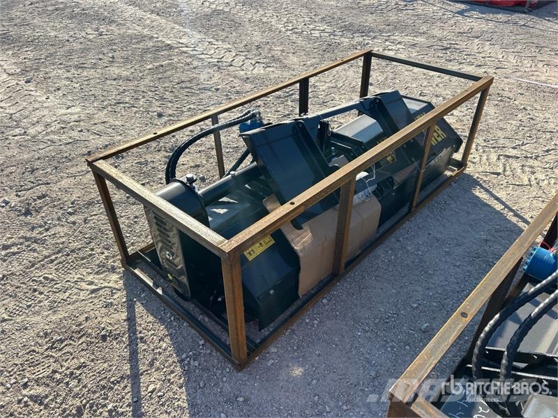 Mower King SSEFGC175 77 in Skid Steer Flail (Unus Segadoras