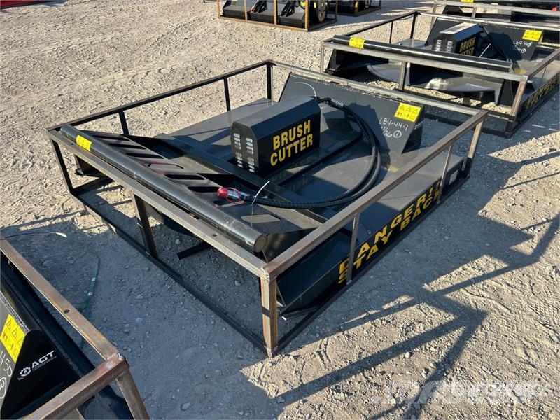 Mower King SSRC 72 in Skid Steer Brush Cutter (Unu Gezogene und selbstfahrende Mäher
