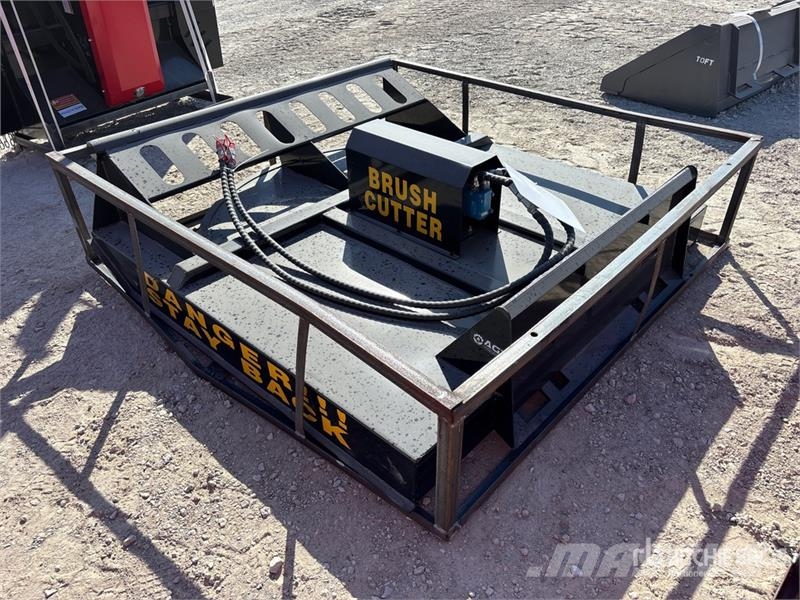 Mower King SSRC 72 in Skid Steer Brush Cutter (Unu Χορτοκοπτικά επιβίβασης και έλξης
