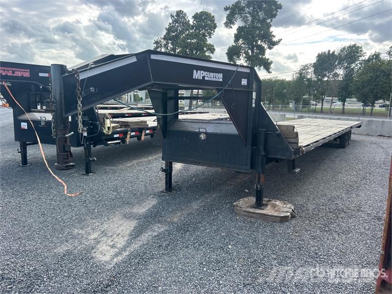  MP Custom Trailers 40 ft T/A Gooseneck Flatbed Tra フラットベッド／ドロップサイドトレーラー