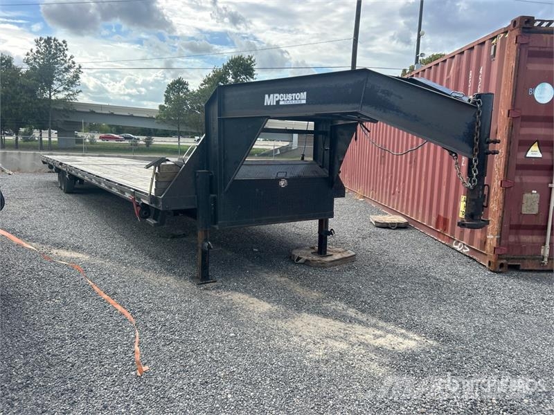  MP Custom Trailers 40 ft T/A Gooseneck Flatbed Tra フラットベッド／ドロップサイドトレーラー
