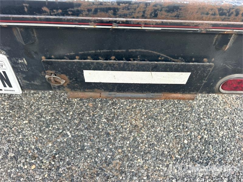  MP Custom Trailers 40 ft T/A Gooseneck Flatbed Tra フラットベッド／ドロップサイドトレーラー