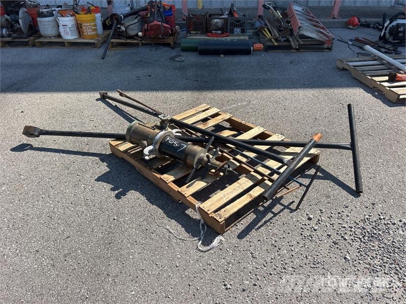 Mueller water working flares for copper .25" throu Oprema za cevovode