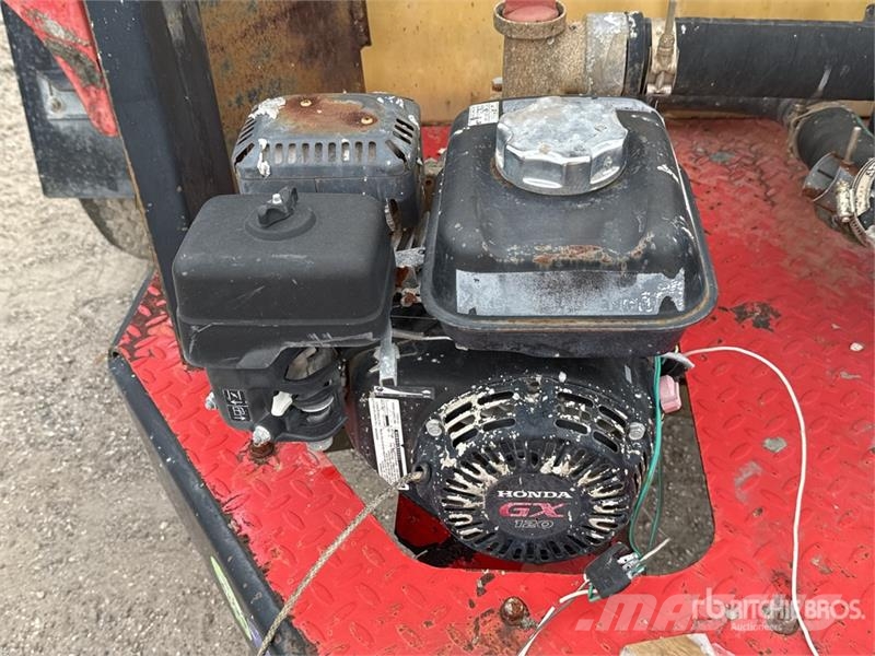 MultiQuip 500 gal T/A Water Tank Trailer Diger kamyonlar