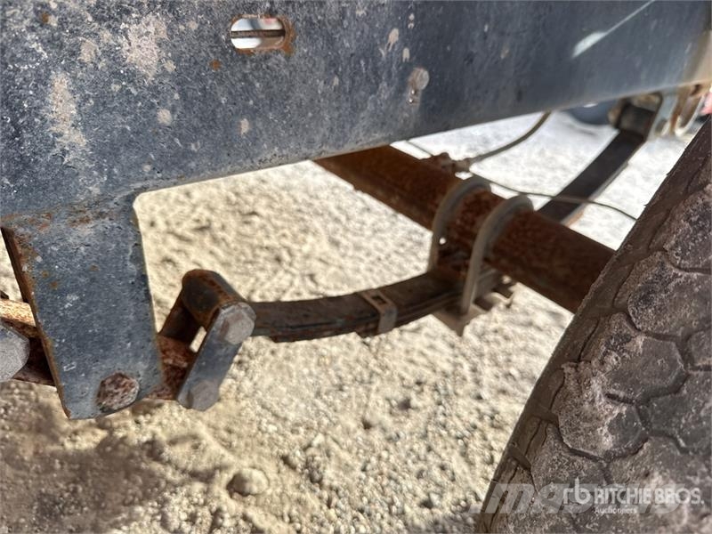 MultiQuip 500 gal T/A Water Tank Trailer Diger kamyonlar