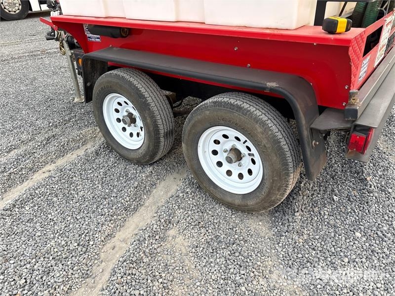MultiQuip 525 gal T/A Water Tank Trailer Other trucks