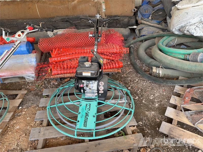 MultiQuip B46H90 Trowels