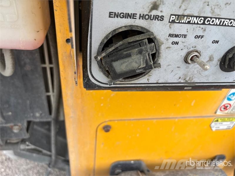 MultiQuip C30HDGA Concrete Pump Trailer Sonstige Baumaschinen