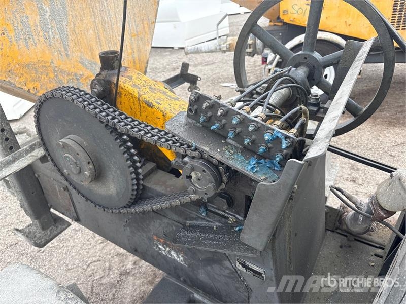 MultiQuip Concrete Pump Trailer Sonstige Baumaschinen