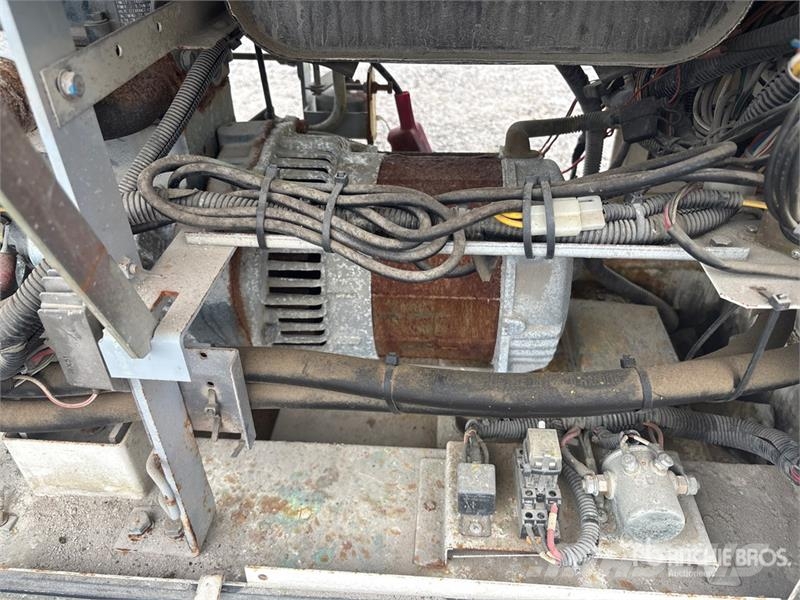 MultiQuip DA-7000SSA2 7000 kW Generator Set Générateurs diesel