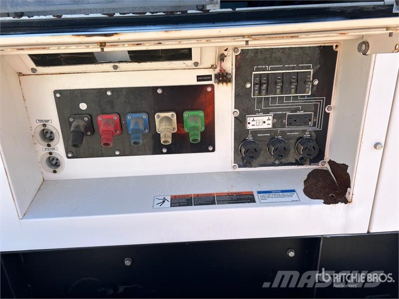 MultiQuip DCA-125SSIU 柴油發電機