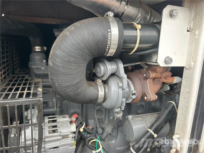 MultiQuip DCA-25SSIU4F 20 kW Mobile Generator Set Dīzeļģeneratori