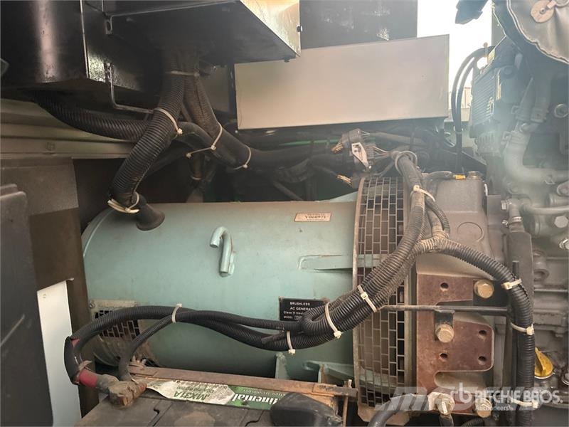 MultiQuip DCA-70SSIU4F 56 kW Mobile Generator Set Dízel áramfejlesztők