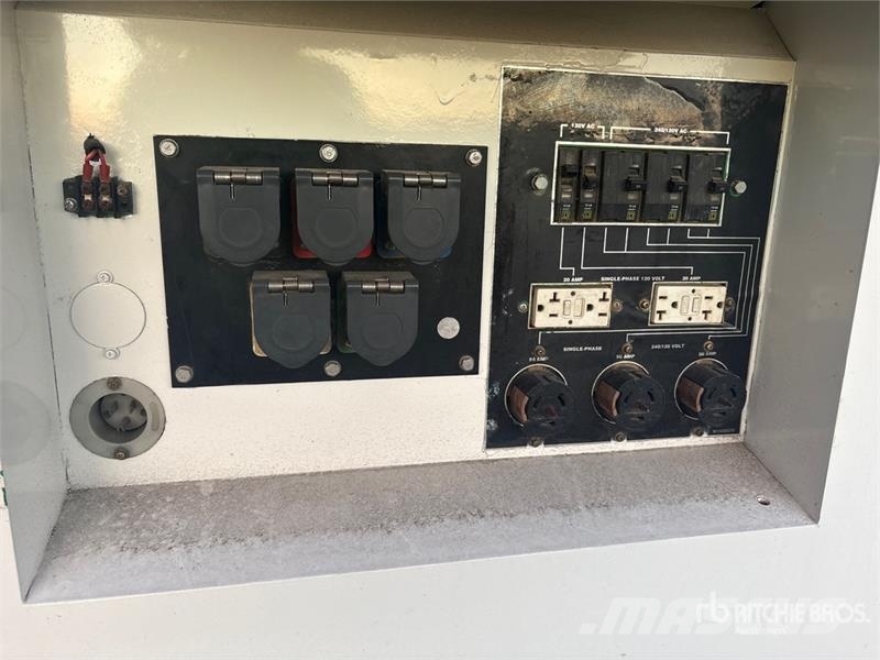 MultiQuip DCA-70SSIU4F 56 kW Mobile Generator Set Dízel áramfejlesztők