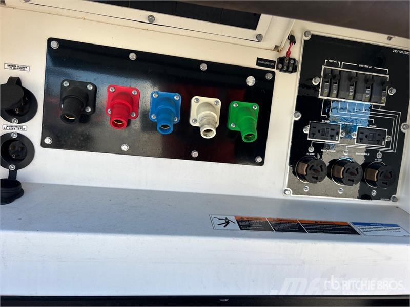 MultiQuip DCA125SSIU 柴油發電機