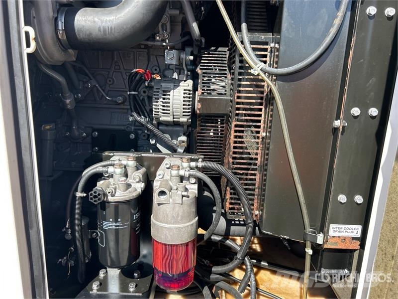 MultiQuip DCA125SSIU 柴油發電機