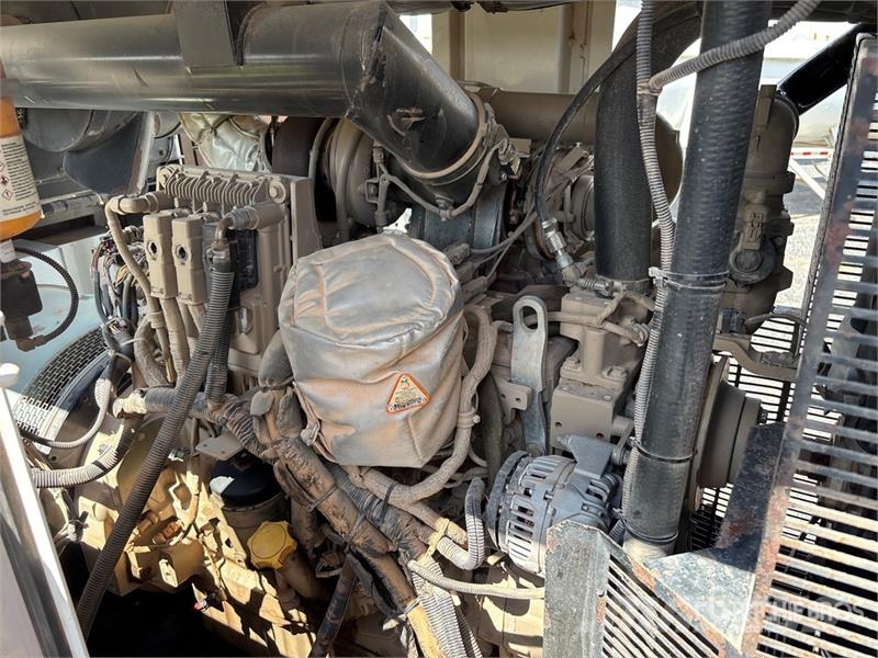 MultiQuip DCA300SSJU4F2 250 kW Mobile Generator Set ディーゼル発電機