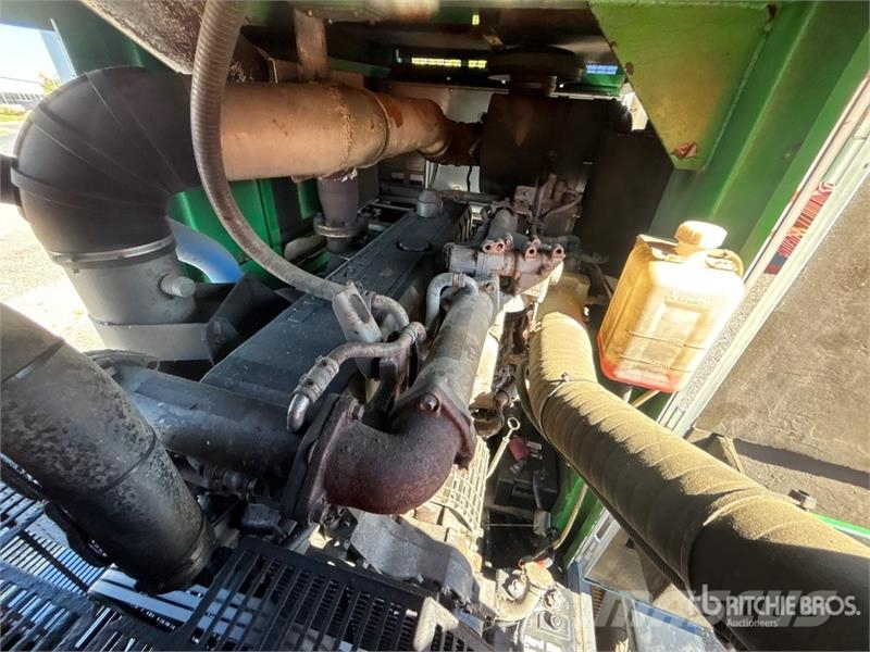 MultiQuip DCA400SSI 400 kVA Mobile Generator Set Diesel Generators