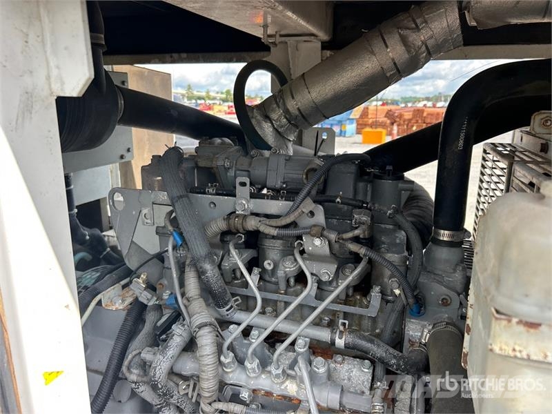 MultiQuip DCA45SSIU4F مولدات ديزل